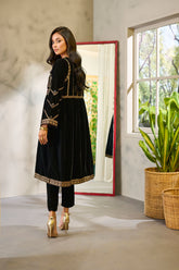 DA-1678 BLACK EMBROIDERED KURTA